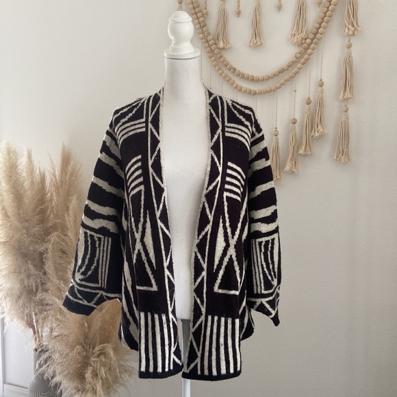 Nordstrom Sweaters - Nordstrom BP black white open sweater cardigan aztec sweater oversize kimono S